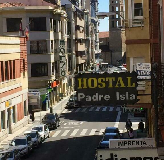 חדר סטנדרט לשלושה, Hostal Padre Isla 1