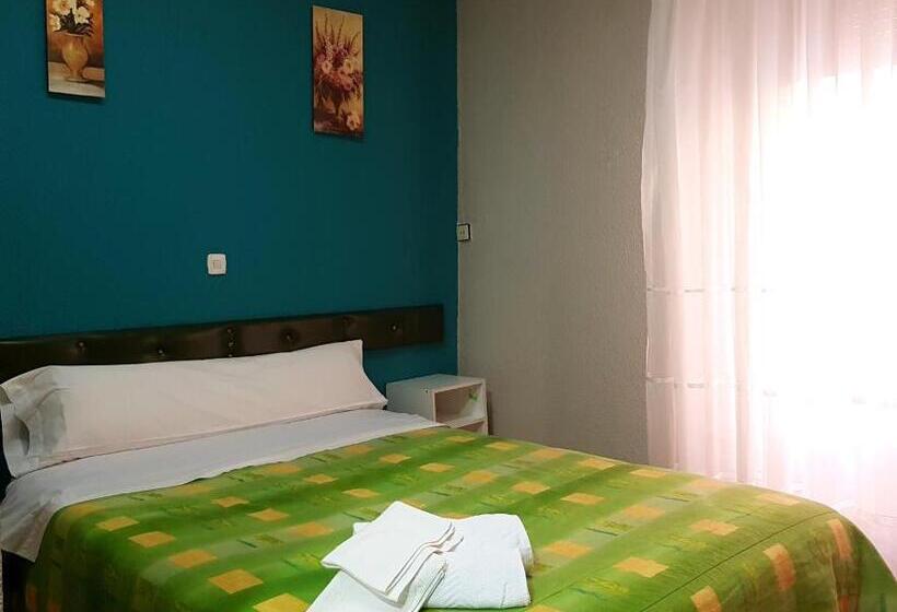 חדר סטנדרט עם מרפסת, Hostal Padre Isla 1