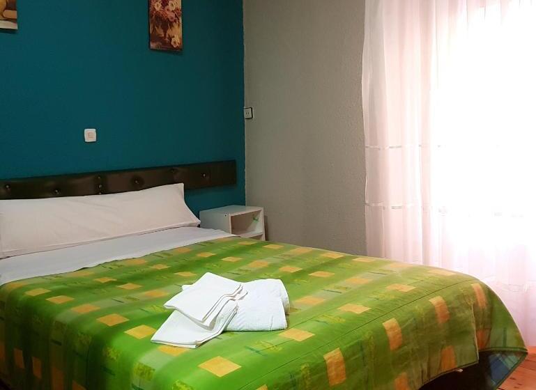 חדר סטנדרט עם מרפסת, Hostal Padre Isla 1
