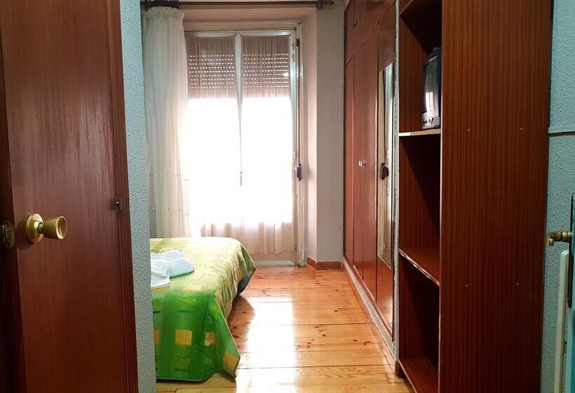 חדר סטנדרט עם מרפסת, Hostal Padre Isla 1