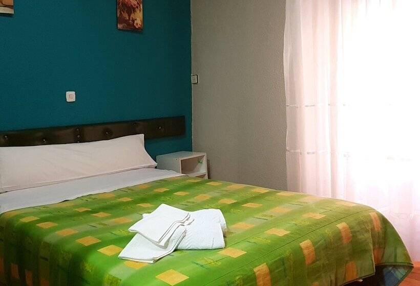 חדר סטנדרט עם מרפסת, Hostal Padre Isla 1