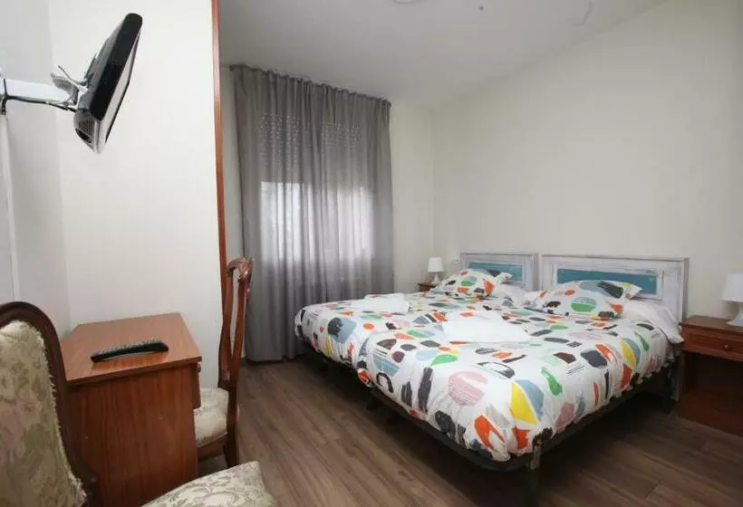 اتاق استاندارد, Hostal Restaurante Central