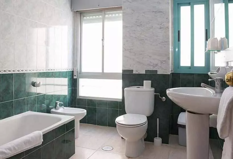 3-Bett-Standardzimmer, Mare Estepona