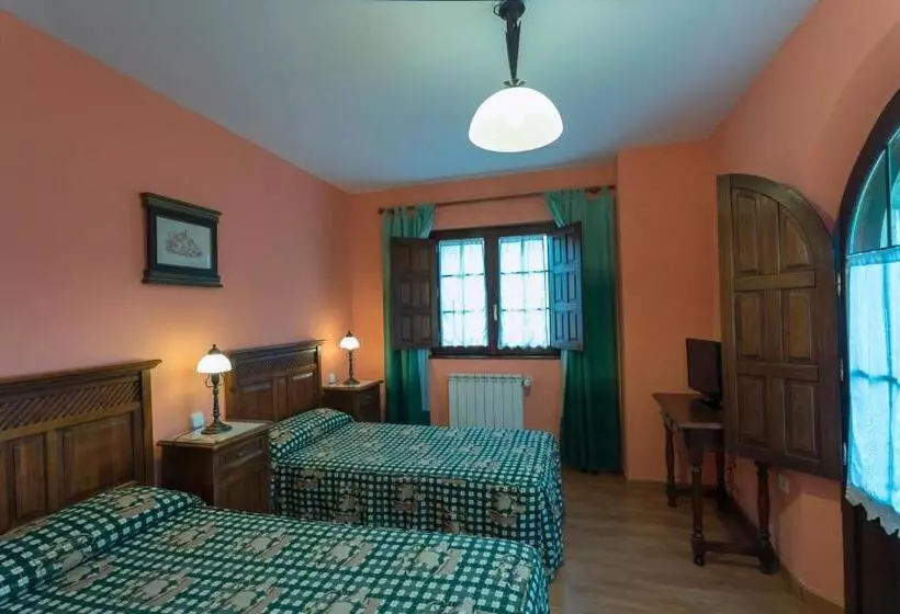 اتاق سوپریور با بالکن, Posada De La Abadia   Adults Only