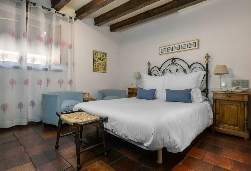 Номер Economy, Posada Real Mingaseda