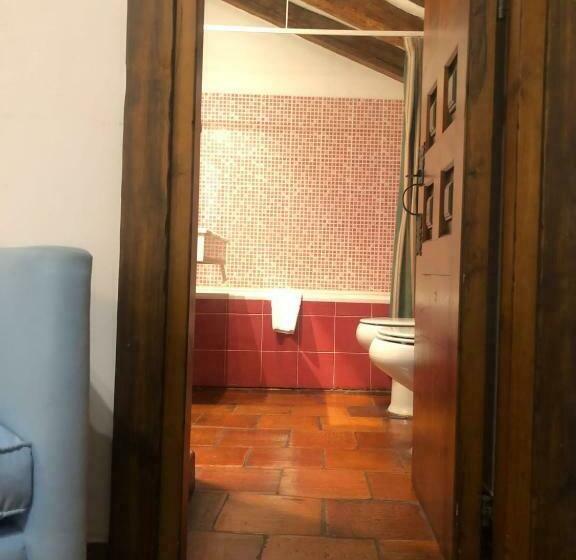 Номер Economy, Posada Real Mingaseda