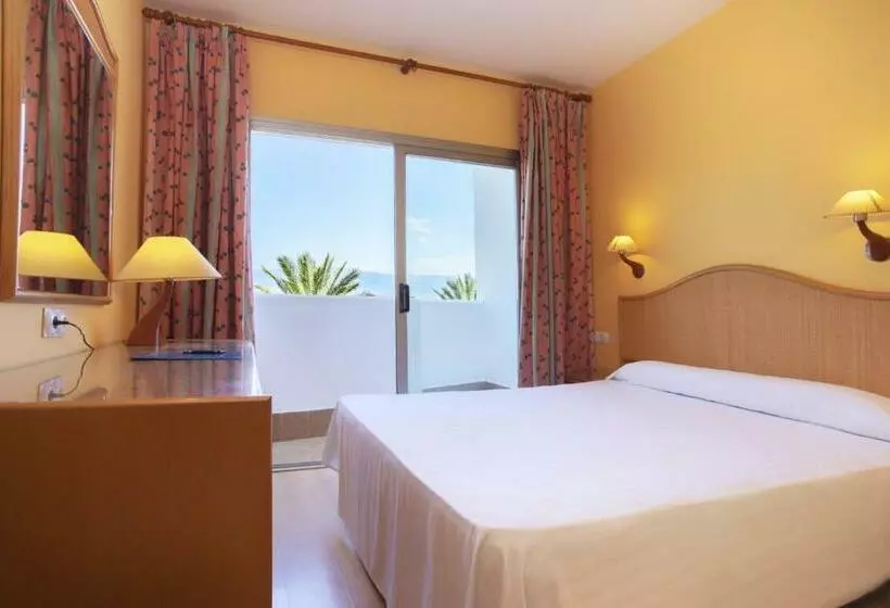 اتاق استاندارد سه نفره, Bluesea Brisa Roquetas
