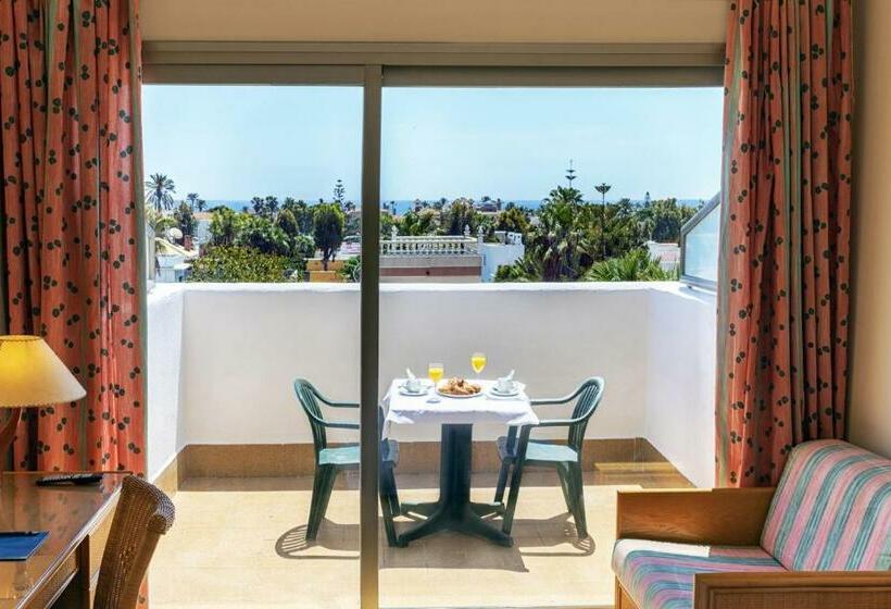 غرفة سوبيريور رباعية, Moon Dreams Roquetas (ex Roquetas Beach)