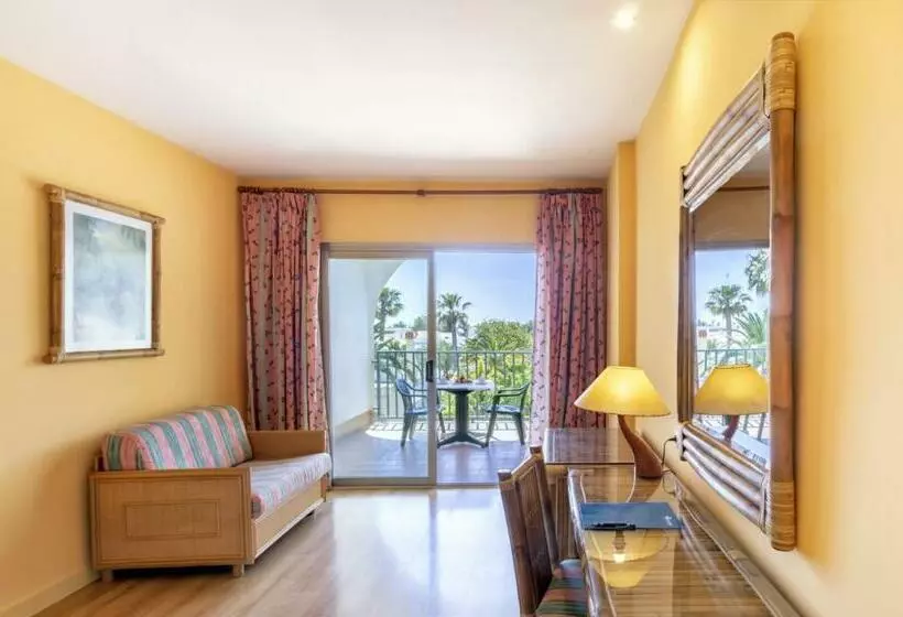 اتاق استاندارد چهار تخته, Bluesea Brisa Roquetas