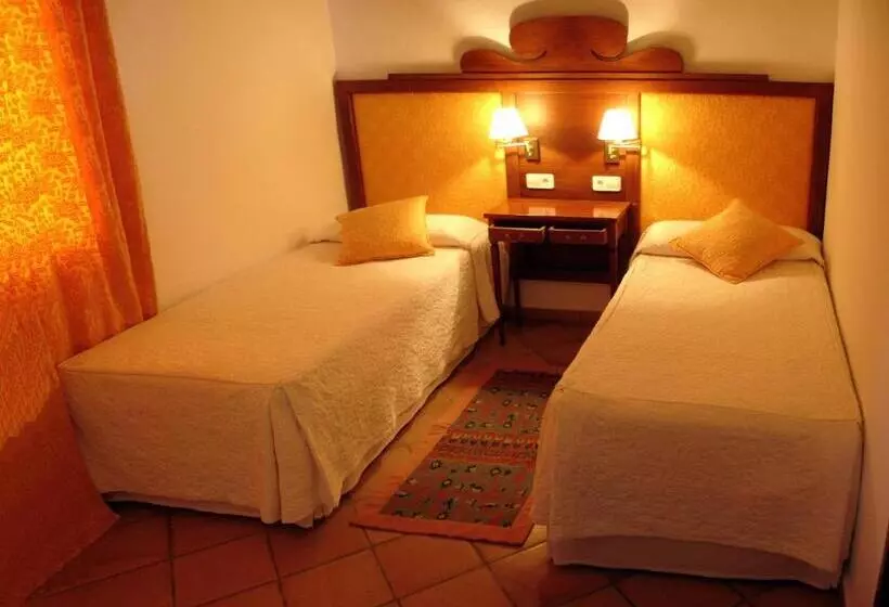 اتاق استاندارد, Rural Son Tretze   Adults Only