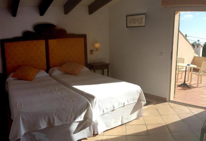 غرفة سوبيريور مزوَّدة بتراس, Rural Son Tretze   Adults Only