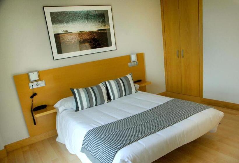 غرفة قياسية, Txintxua