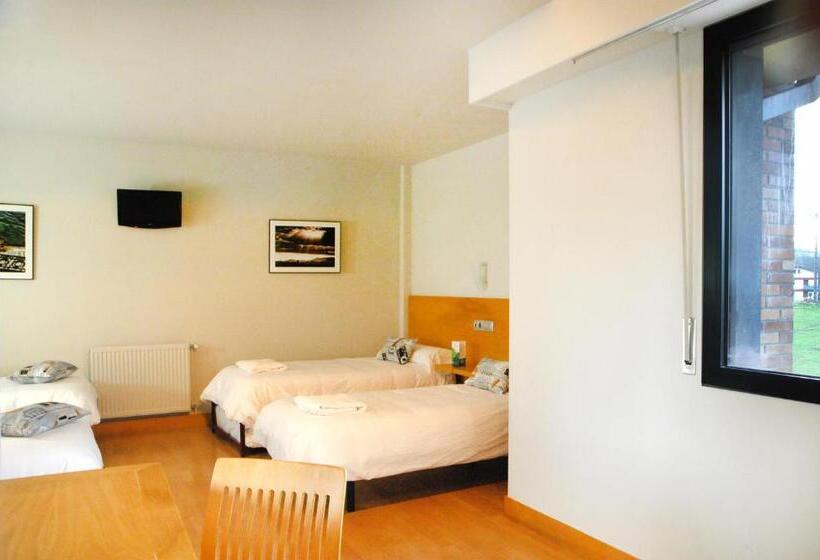 غرفة عائلية, Txintxua