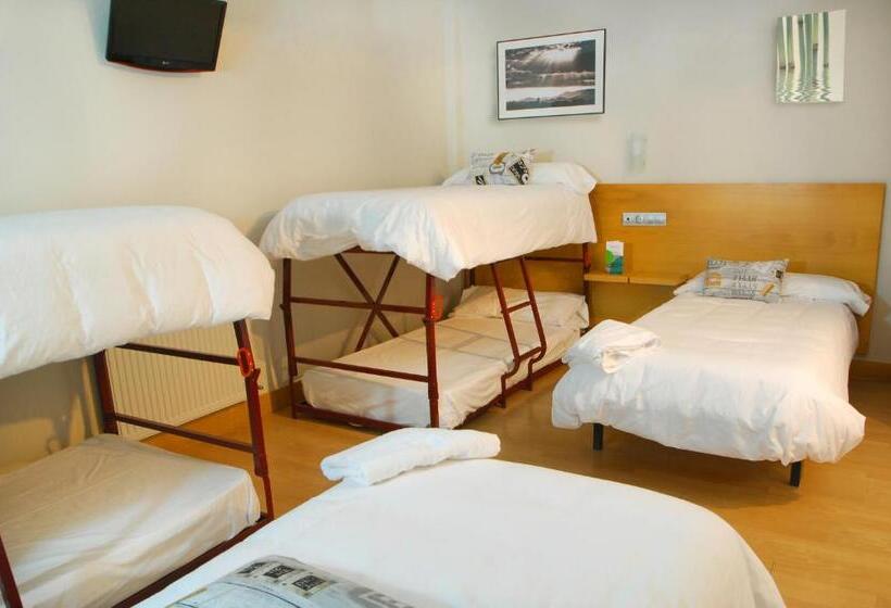 غرفة عائلية, Txintxua