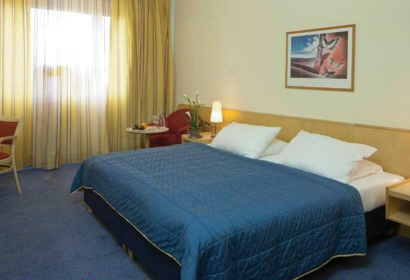 اتاق کلاسیک سه تخته, Austria Trend Hotel Europa Salzburg