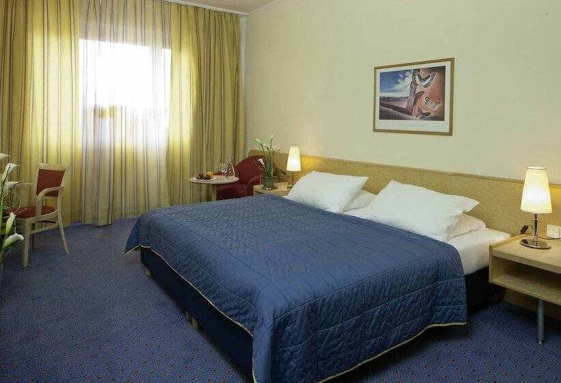 اتاق کلاسیک سه تخته, Austria Trend Hotel Europa Salzburg