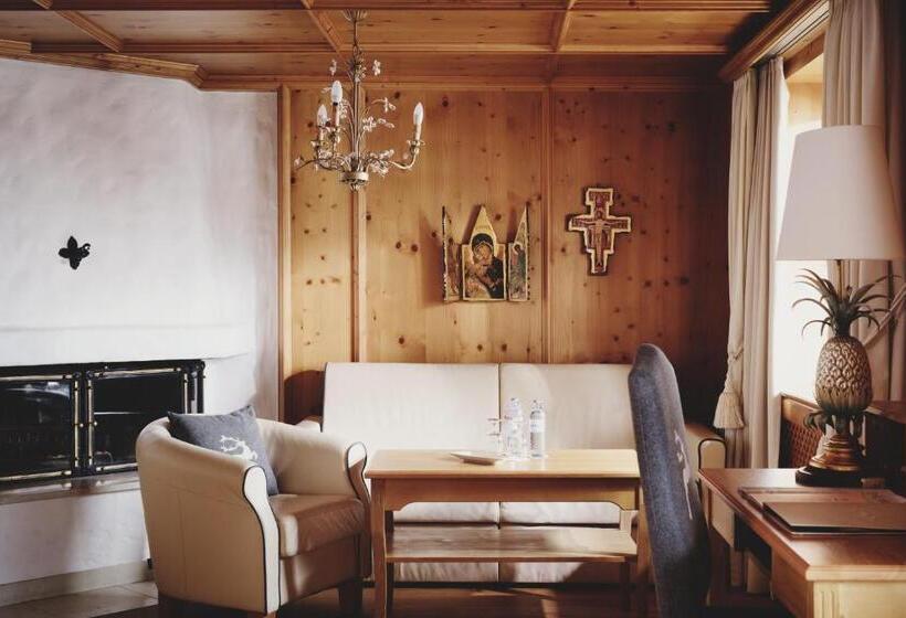 غرفة ديلوكس, Burg Hotel Oberlech