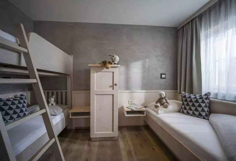 スイート, Familienparadies Sporthotel Achensee   Families Only