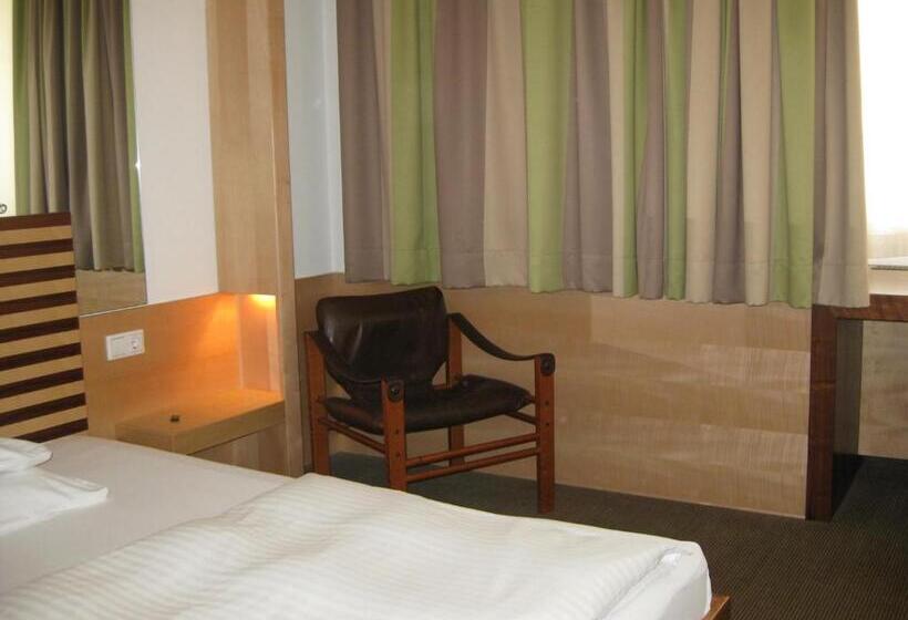 اتاق استاندارد, City