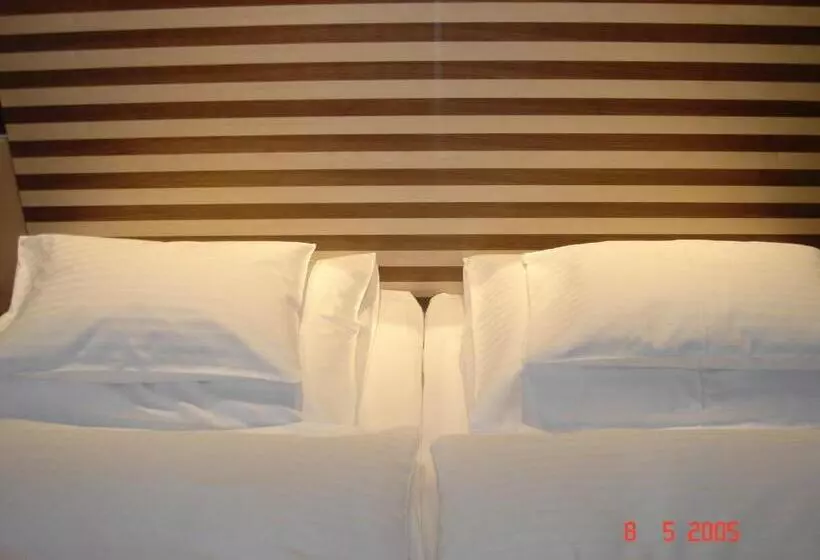 Standard Room, City