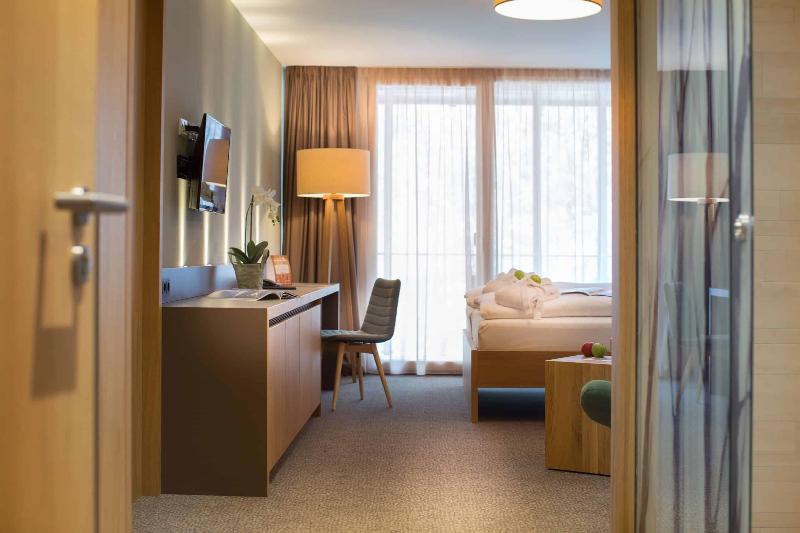 غرفة ديلوكس, Der Waldhof