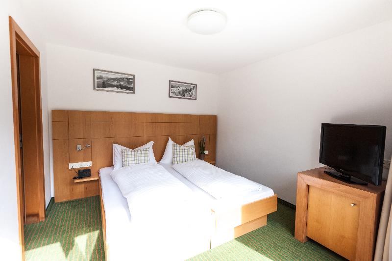 غرفة إقتصادية, Der Waldhof