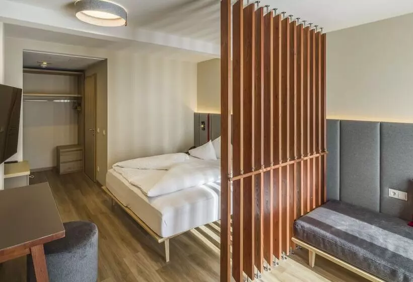 バルコニー付きデラックスルーム, Falkensteiner Family Hotel Sonnenalpe