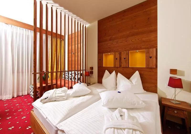 デラックスルーム, Falkensteiner Family Hotel Sonnenalpe
