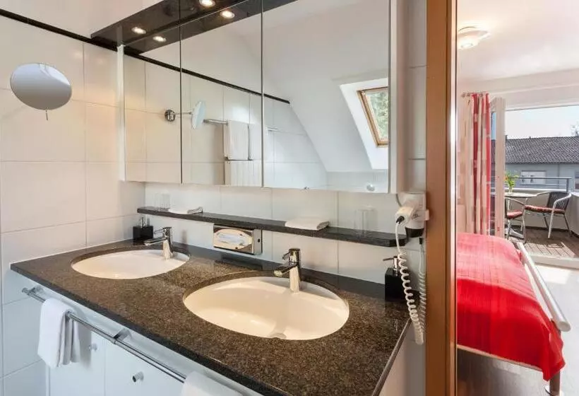 Suite Deluxe, Germania