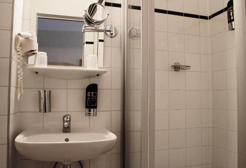 اتاق استاندارد, Graf Stadion