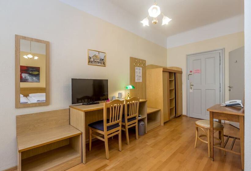 اتاق استاندارد, Graf Stadion