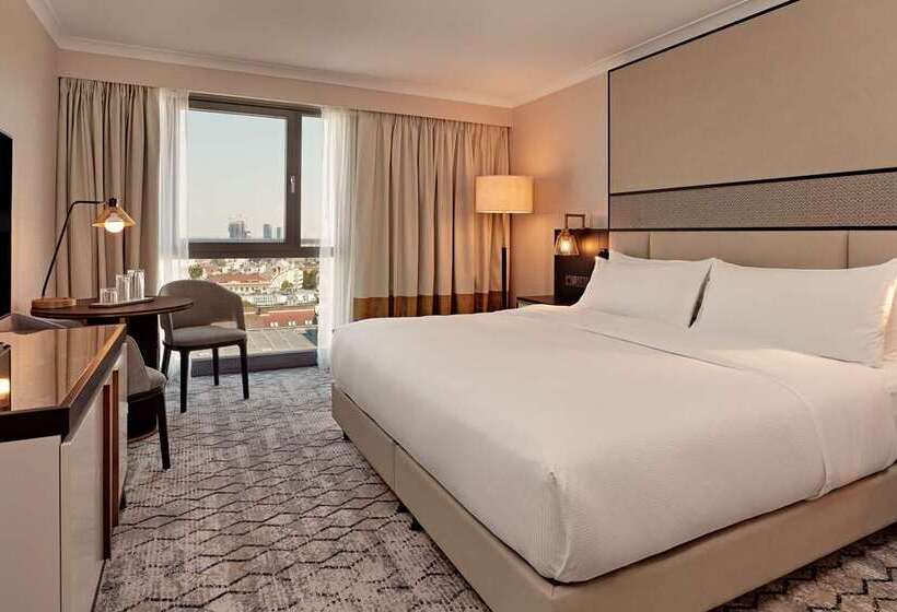 带大床的行政房间, Hilton Vienna Park