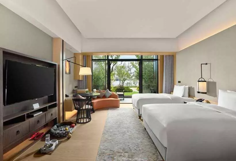 اتاق استاندارد با چشم‌انداز پارک, Hilton Vienna Park