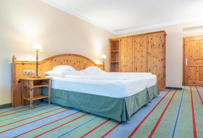 주니어 스위트, Kaiserhof Kitzbühel, 4 Sterne Superior