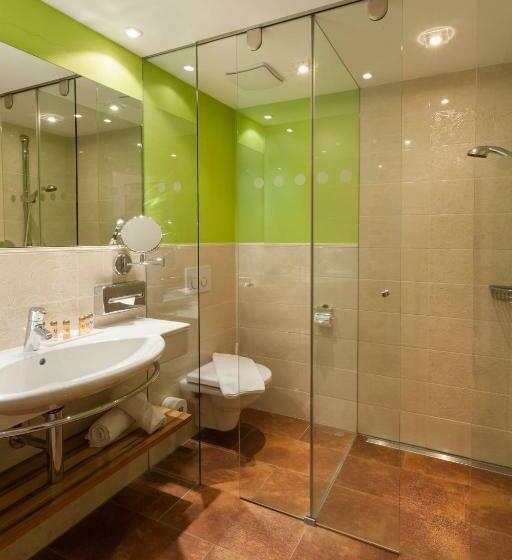 スーペリアージュニアスイート, Neuhaus