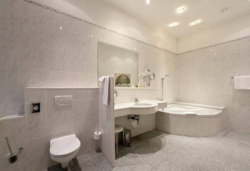 غرفة كومفورت, Palais Hotel Erzherzog Johann