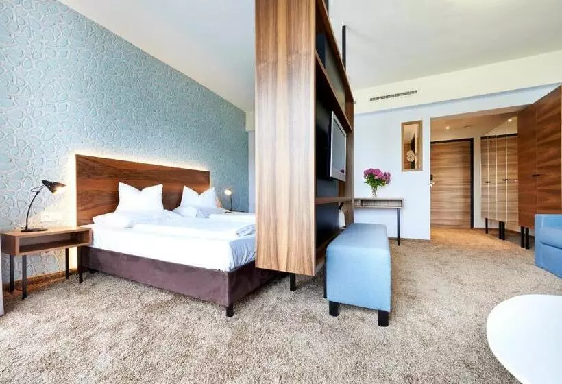 Perhehuone, Parkhotel Pörtschach Das Hotelresort Mit Insellage Am Wörthersee