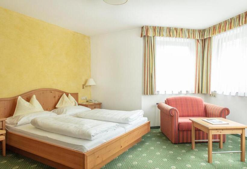 اتاق کلاسیک, Rauriserhof 4 Sterne Superior