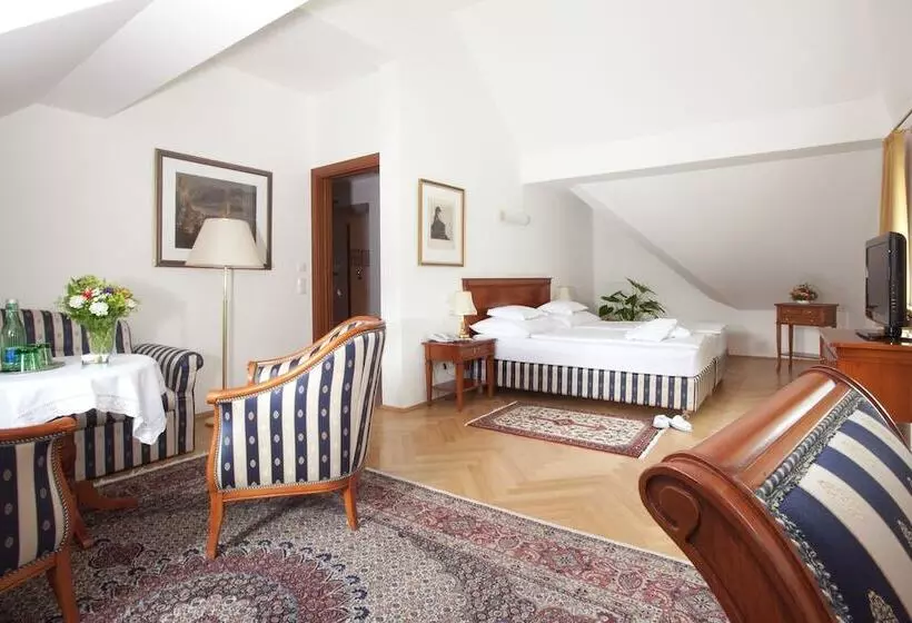 Junior Suite, Richard Löwenherz