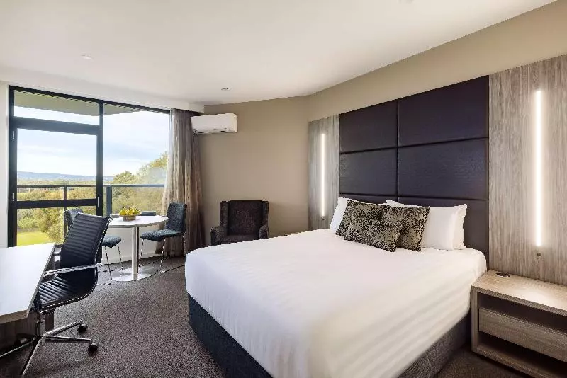 公園の見えるスーペリアルーム, Rydges South Park Adelaide