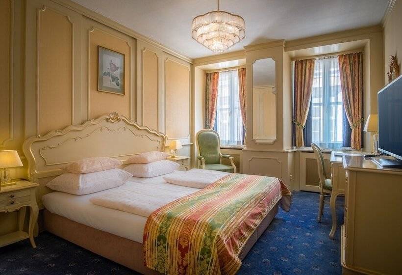 디럭스 룸, Schlosshotel Römischer Kaiser