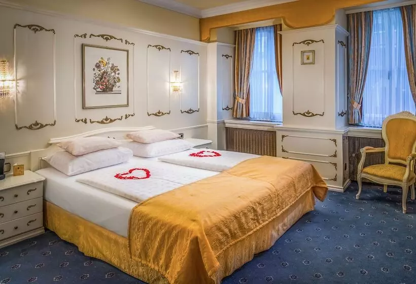 ジュニアスイート, Schlosshotel Römischer Kaiser