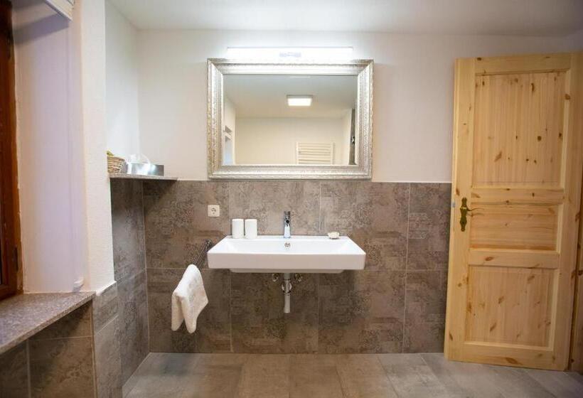 חדר בסיסי, Der Schlosswirt Zu Anif   Biedermeierhotel Und Restaurant