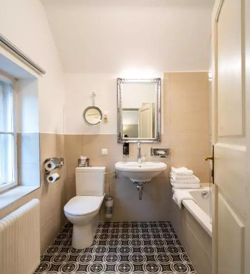 اتاق عادی, Der Schlosswirt Zu Anif   Biedermeierhotel Und Restaurant