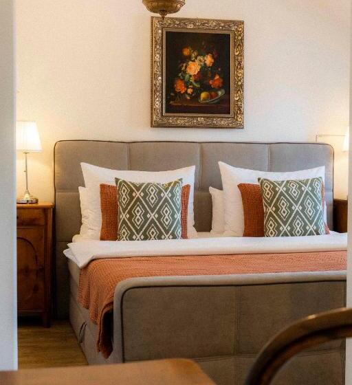 חדר בסיסי, Der Schlosswirt Zu Anif   Biedermeierhotel Und Restaurant