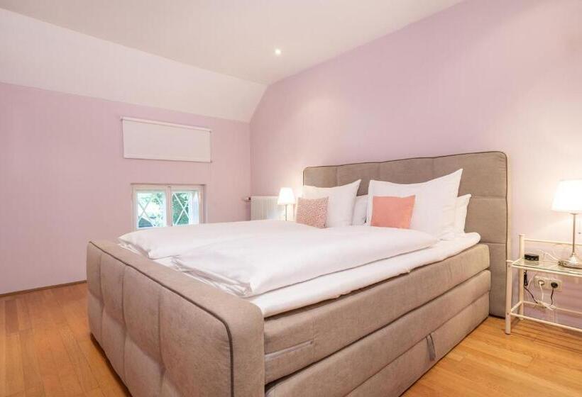 סוויטה, Der Schlosswirt Zu Anif   Biedermeierhotel Und Restaurant