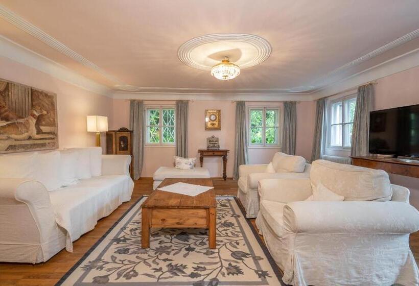 סוויטה, Der Schlosswirt Zu Anif   Biedermeierhotel Und Restaurant