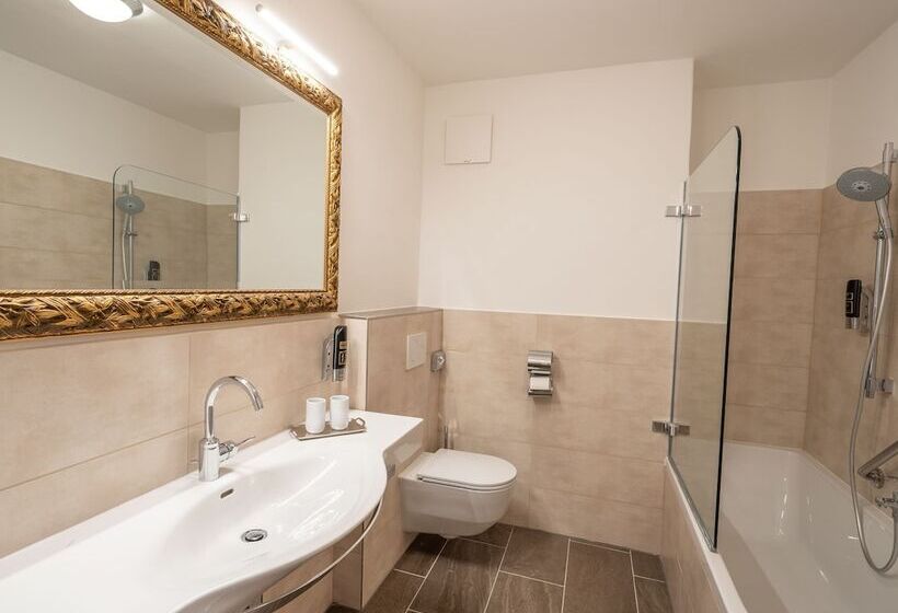 חדר סטנדרט, Der Schlosswirt Zu Anif   Biedermeierhotel Und Restaurant