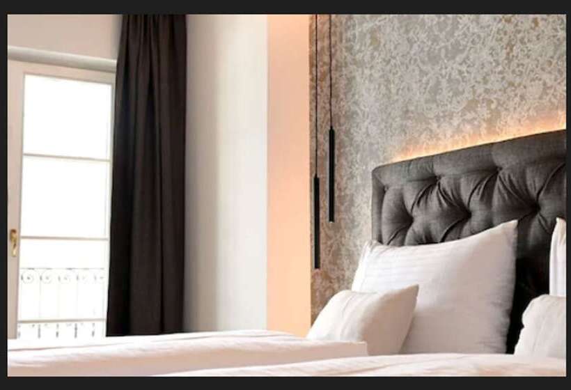 Номер Deluxe, Schwarzer Adler Innsbruck