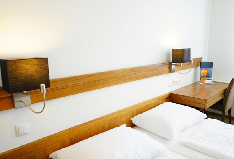 标准间, Sonne Lienz